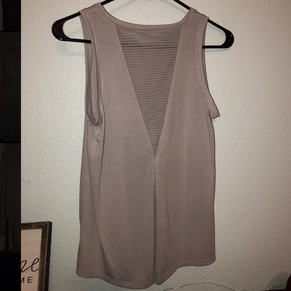 ** back pictured ** vs workout tank (s)